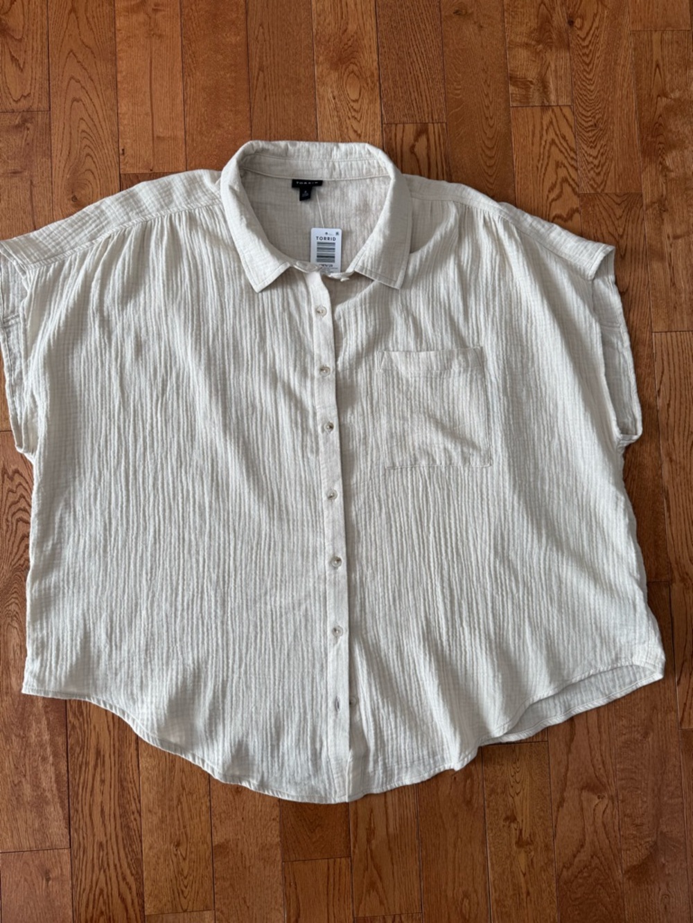 Torrid NWT size 3X (US22-24) cotton gauze Dolman shirt